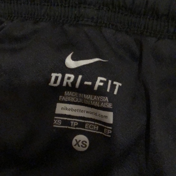 Black and White Nike Tempo Shorts Size XS - Picture 3 of 3